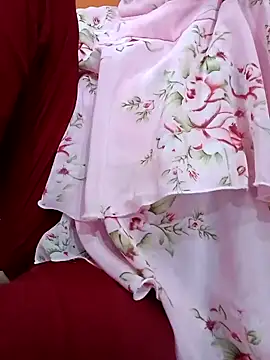 Snapshot of Mangla_Bhabhi chatting on 09.25.25 Mangla Bhabhi online show from 09.25.25