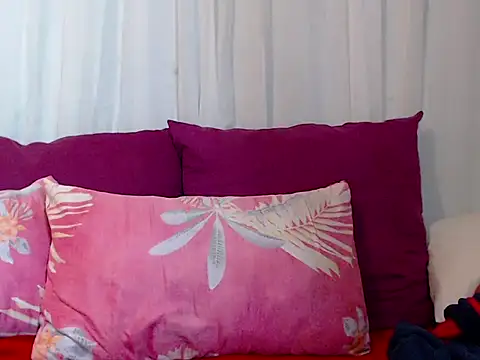 Freakyassnwildx online show from 11.23.25