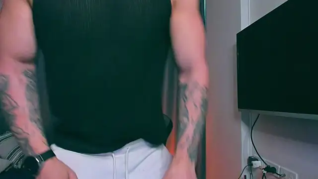 Snapshot of Samuel_Andrew chatting on 02.14.25 Samuel Andrew online show from 02.14.25