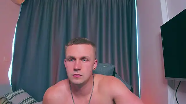 Snapshot of Samuel_Andrew chatting on 02.25.25 Samuel Andrew online show from 02.25.25