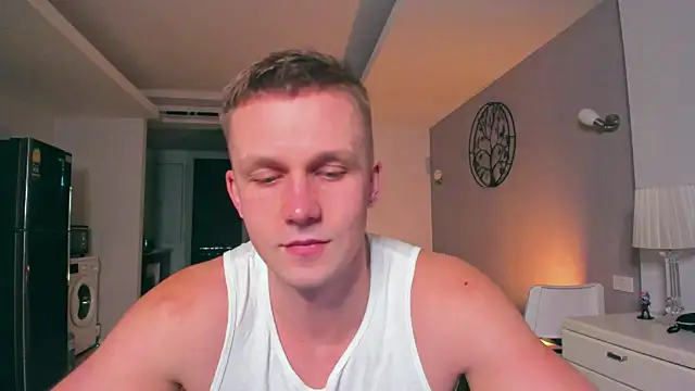 Snapshot of Samuel_Andrew chatting on 10.02.25 Samuel Andrew online show from 10.02.25