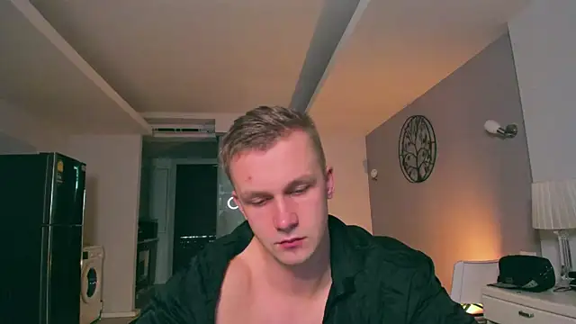 Snapshot of Samuel_Andrew chatting on 10.10.25 Samuel Andrew online show from 10.10.25