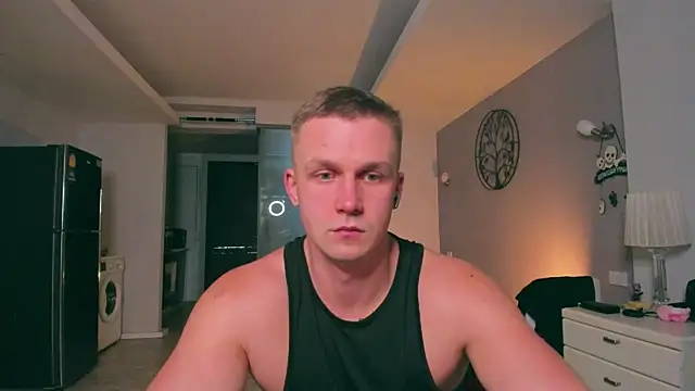 Snapshot of Samuel_Andrew chatting on 10.17.25 Samuel Andrew online show from 10.17.25