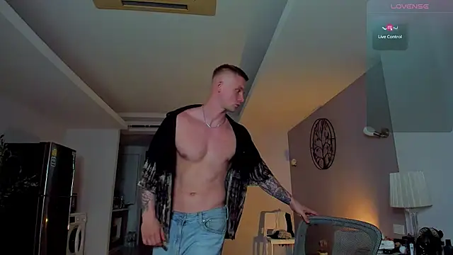 Samuel Andrew online show from 04.12.26