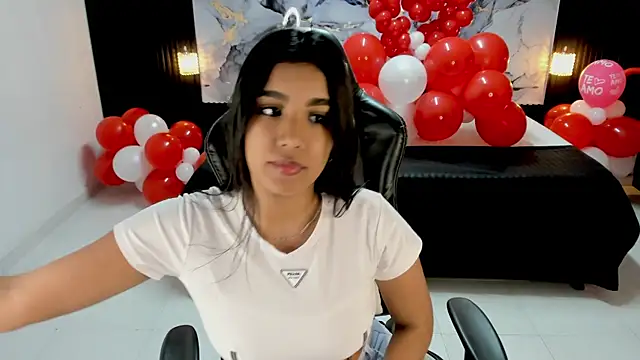 Ivy 16 online show from 02.12.25