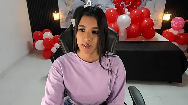 Ivy 16 online show from 02.17.25