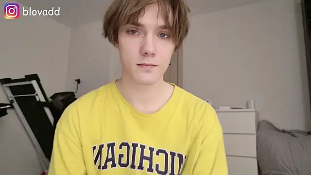 callmenineoneseven online show from 05.25.26