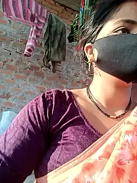 Snapshot of Mamta_Chaterjee chatting on 01.12.26 Mamta Chaterjee online show from 01.12.26