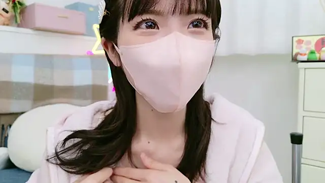 -minami- online show from 01.05.25