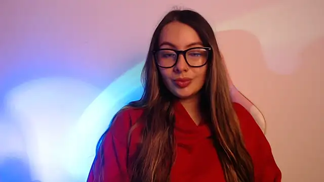 Snapshot of lalawhitte chatting on 12.18.25 lalawhitte online show from 12.18.25