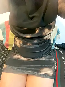 Snapshot of Hot-Sarah-arab chatting on 12.02.24 Hot-Sarah-arab online show from 12.02.24