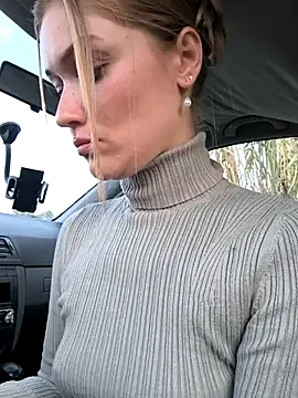 Goldloeckchen159 online show from 11.20.25