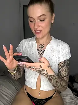 Goldloeckchen159 online show from 04.19.26