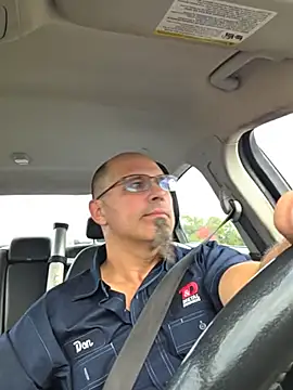 KrazyLegz online show from 10.13.25