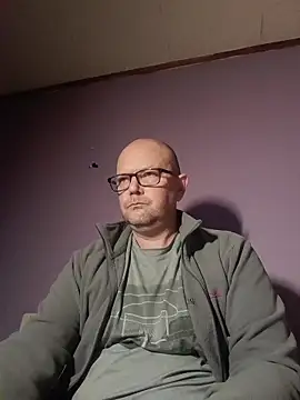 Snapshot of hairy_orbite chatting on 10.23.25 hairy orbite online show from 10.23.25