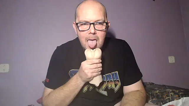 Snapshot of hairy_orbite chatting on 10.24.25 hairy orbite online show from 10.24.25