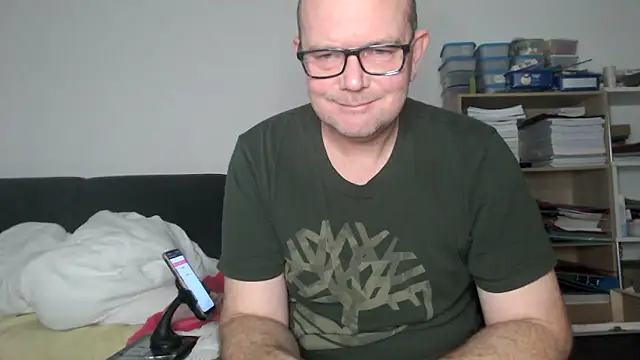 Snapshot of hairy_orbite chatting on 11.27.25 hairy orbite online show from 11.27.25