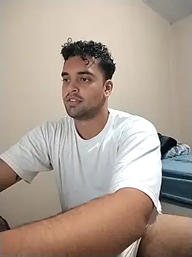 Snapshot of Xcumshot33 chatting on 10.31.25 Xcumshot33 online show from 10.31.25