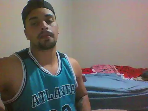 Snapshot of Xcumshot33 chatting on 11.12.25 Xcumshot33 online show from 11.12.25