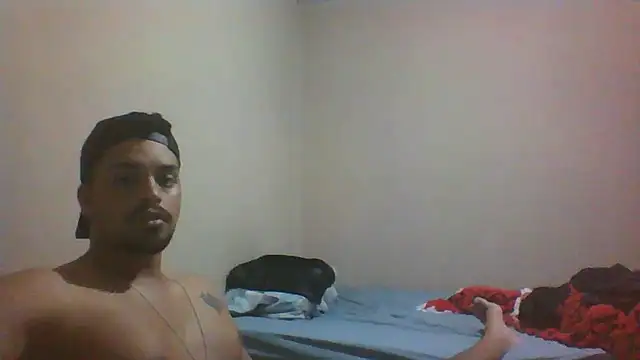 Snapshot of Xcumshot33 chatting on 11.25.25 Xcumshot33 online show from 11.25.25