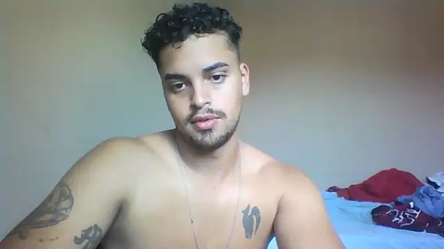 Snapshot of Xcumshot33 chatting on 12.16.25 Xcumshot33 online show from 12.16.25