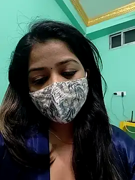 Snapshot of Monalisa_Singh chatting on 12.22.24 Monalisa Singh online show from 12.22.24