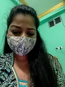 Snapshot of Monalisa_Singh chatting on 01.11.25 Monalisa Singh online show from 01.11.25