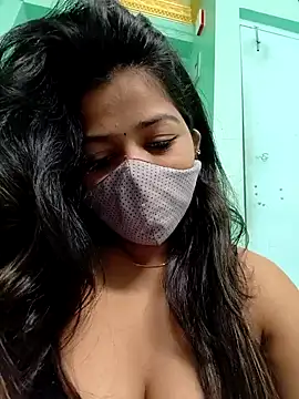 Snapshot of Monalisa_Singh chatting on 02.01.25 Monalisa Singh online show from 02.01.25