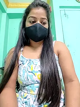 Snapshot of Monalisa_Singh chatting on 10.21.25 Monalisa Singh online show from 10.21.25