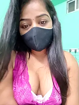 Snapshot of Monalisa_Singh chatting on 07.01.26 Monalisa Singh online show from 07.01.26