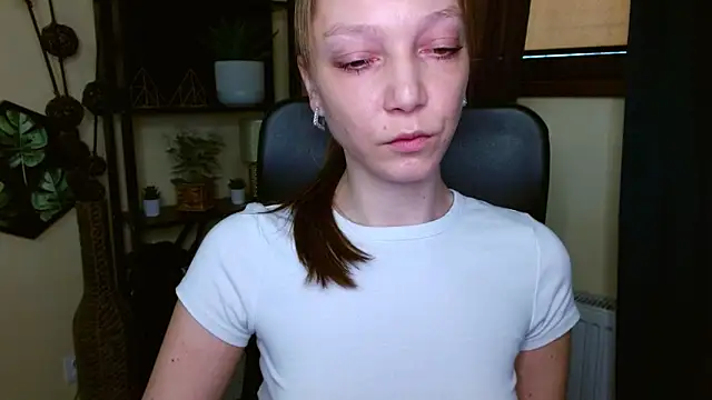 EmillyPlay online show from 03.07.26