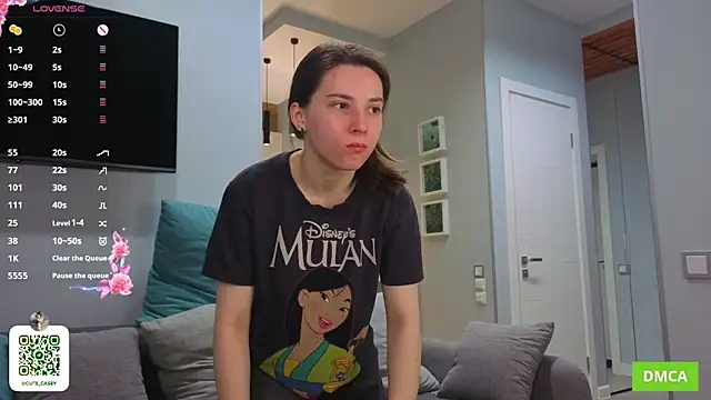 DonnaBurkee online show from 11.06.25