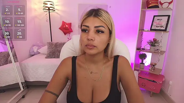 Snapshot of SALOOMEE__ chatting on 02.21.25 SALOOMEE online show from 02.21.25