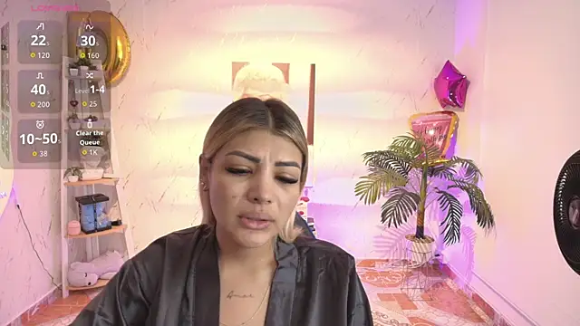 Snapshot of SALOOMEE__ chatting on 09.11.25 SALOOMEE online show from 09.11.25