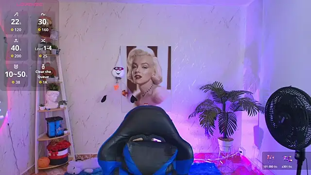 Snapshot of SALOOMEE__ chatting on 11.16.25 SALOOMEE online show from 11.16.25