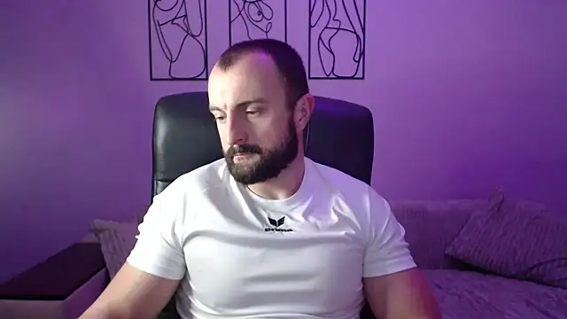 brindlefly6969 online show from 10.18.25