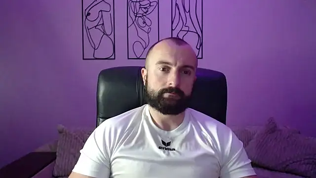 brindlefly6969 online show from 10.30.25