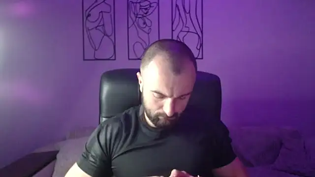 brindlefly6969 online show from 12.04.25