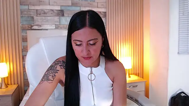 Snapshot of isabella_smith_ chatting on 11.10.25 isabella smith online show from 11.10.25