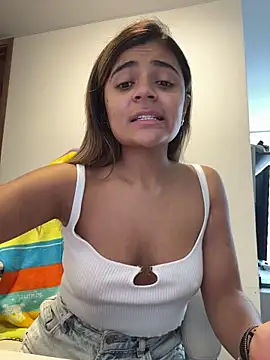 Snapshot of pamell_col chatting on 03.15.26 pamell col online show from 03.15.26