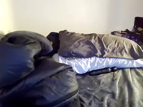 Snapshot of Iliketocooksquirt25 chatting on 02.11.25 Iliketocooksquirt25 online show from 02.11.25