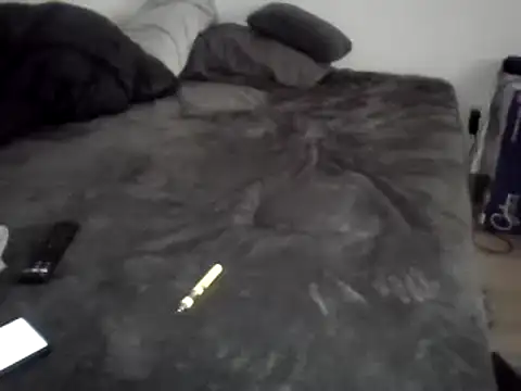 Snapshot of Iliketocooksquirt25 chatting on 02.19.25 Iliketocooksquirt25 online show from 02.19.25