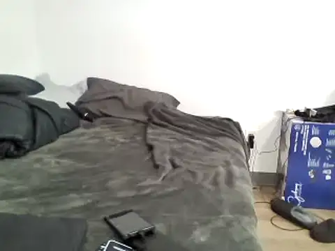 Snapshot of Iliketocooksquirt25 chatting on 02.20.25 Iliketocooksquirt25 online show from 02.20.25