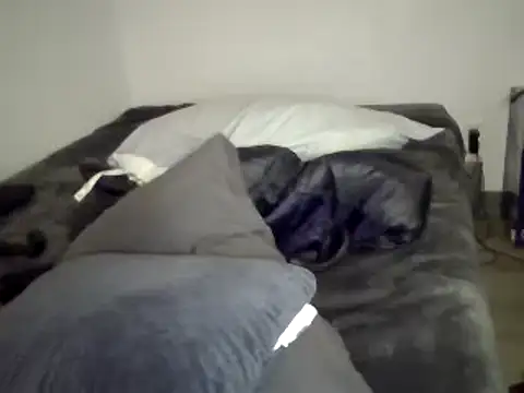 Snapshot of Iliketocooksquirt25 chatting on 02.22.25 Iliketocooksquirt25 online show from 02.22.25