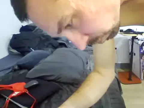 Snapshot of Iliketocooksquirt25 chatting on 03.09.25 Iliketocooksquirt25 online show from 03.09.25