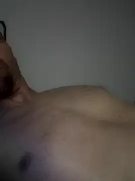 Snapshot of Iliketocooksquirt25 chatting on 03.11.25 Iliketocooksquirt25 online show from 03.11.25