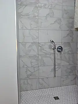 Snapshot of Iliketocooksquirt25 chatting on 03.12.25 Iliketocooksquirt25 online show from 03.12.25