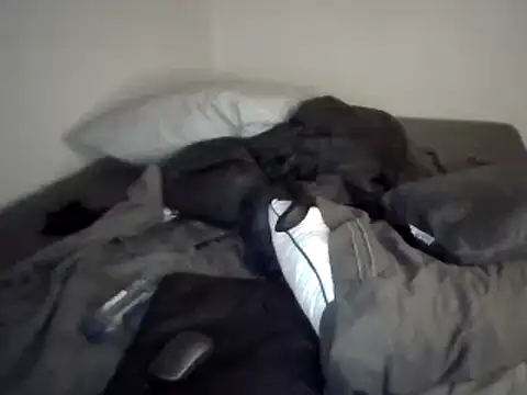 Snapshot of Iliketocooksquirt25 chatting on 03.13.25 Iliketocooksquirt25 online show from 03.13.25