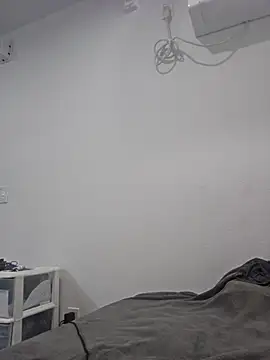 Snapshot of Iliketocooksquirt25 chatting on 09.21.25 Iliketocooksquirt25 online show from 09.21.25