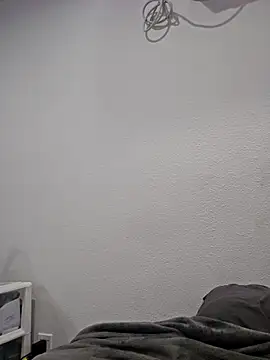 Snapshot of Iliketocooksquirt25 chatting on 10.03.25 Iliketocooksquirt25 online show from 10.03.25